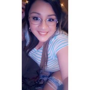 Meet your Posher, Casey